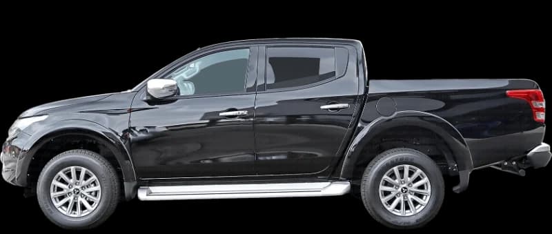 Mitsubishi L200 2005–2015, profil lateral